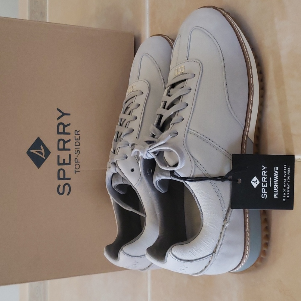 Sperry Sneakers